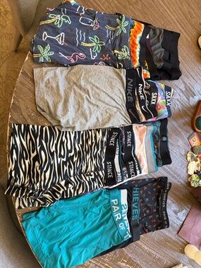 LOT of 26 Men's Boxer Briefs or trunks size xl